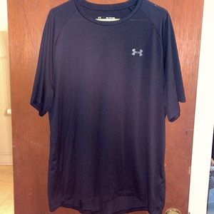 Underarmour Tshirt